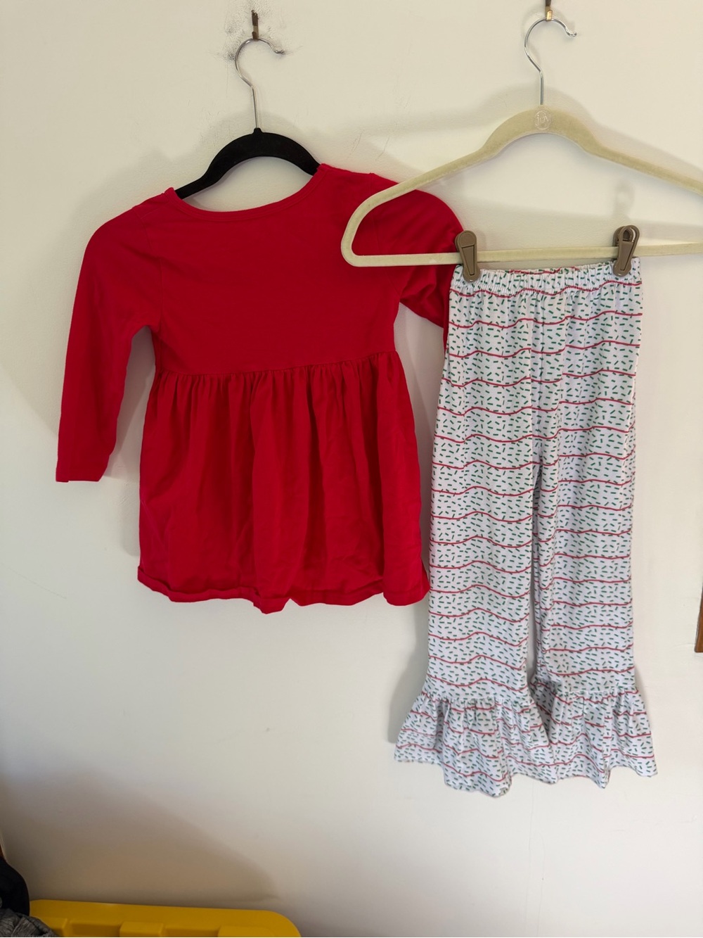 Girls Red Holiday Tree Tunic & Ruffle matching outfit set - Picture 8 of 9